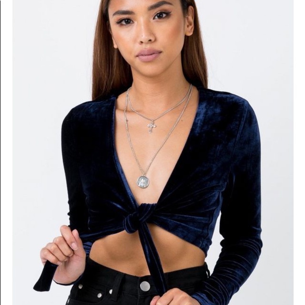 Mink Pink midnight hour tie front crop top in navy velvet! Size L